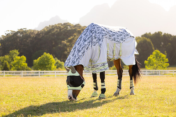 Le Mieux Arika Camo-Tek Fly Rug  